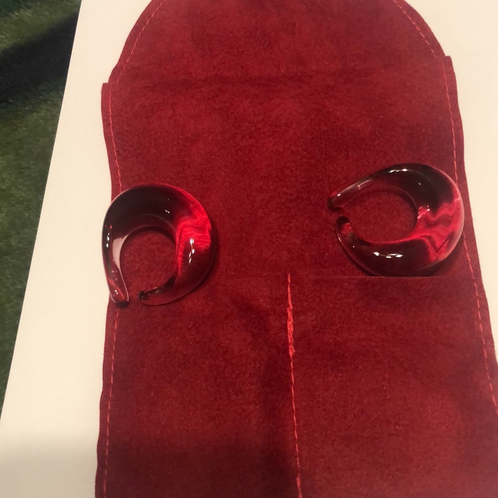 Baccarat hoop earrings - Picture 3 of 6
